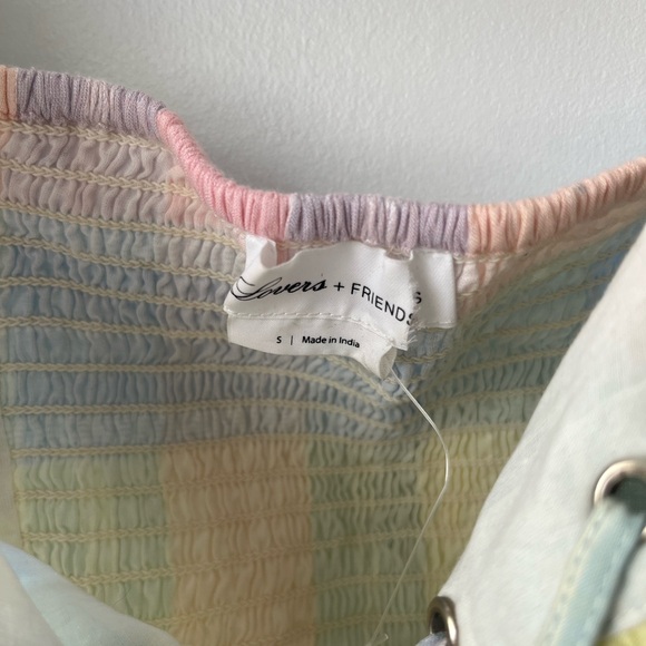 NWOT Lovers & Friends Top - Picture 2 of 3